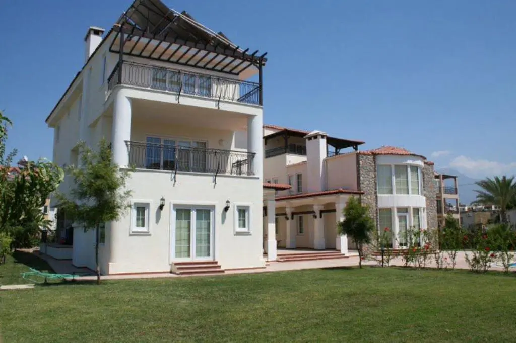 Villa in Calis